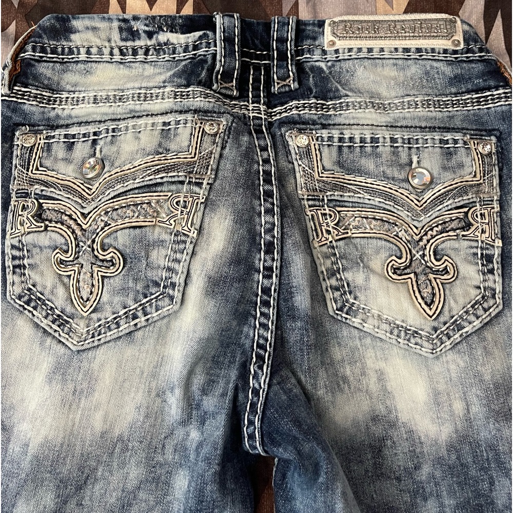Stone washed RockRevival torn skinny’s 28x30
